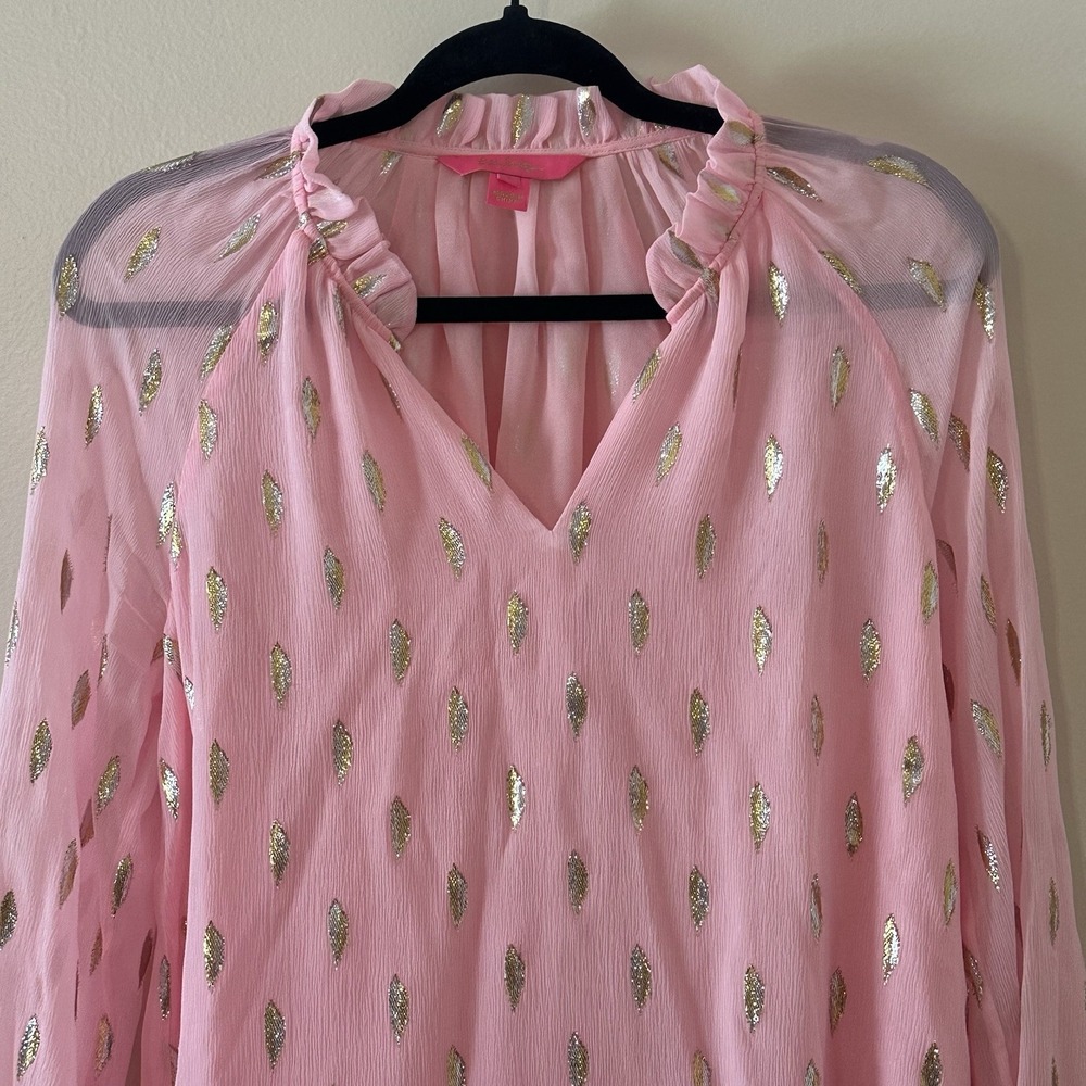 Lilly Pulitzer Tensley‎ Silk Top Pink Metallic Silver Gold Feathers Ruffles Sz S - Picture 2 of 15